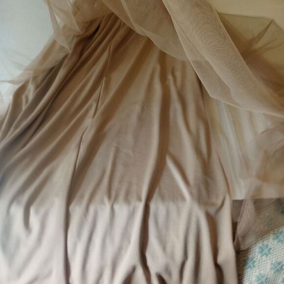 Lace and tulle maxi dress with ribbon belt and sequin accents - Picture 9 of 9